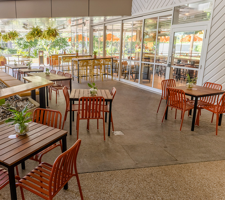 Terrace Dining options at Maggie Mays